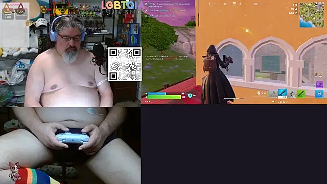 Snapshot of geekycastillo chatting on May 23, 3:49 am geekycastillo online show from May 23, 3:49 am