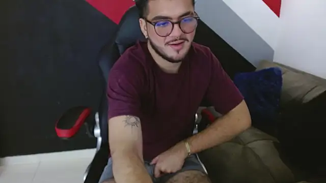 Zac Golden online show from December 19, 12:36 am