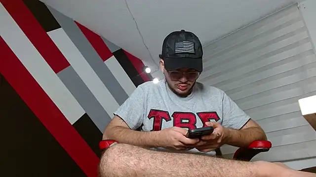 Zac Golden online show from June 19, 11:49 am