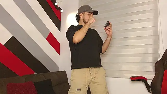 Zac Golden online show from February 27, 1:22 pm