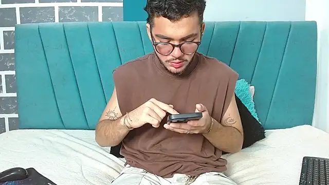 Zac Golden online show from December 20, 12:08 pm