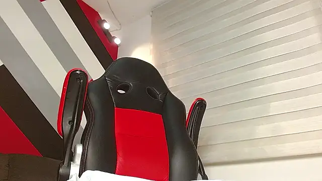 Zac Golden online show from March 1, 10:10 pm