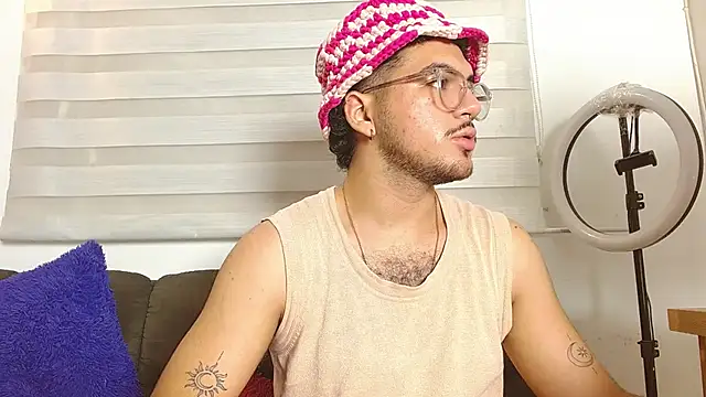 Zac Golden online show from July 1, 12:27 pm