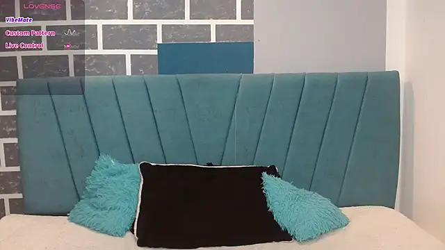 Snapshot of Zac_Golden chatting on December 1, 12:33 am Zac Golden online show from December 1, 12:33 am