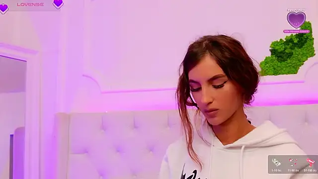 ElisaCharm online show from April 15, 3:56 am