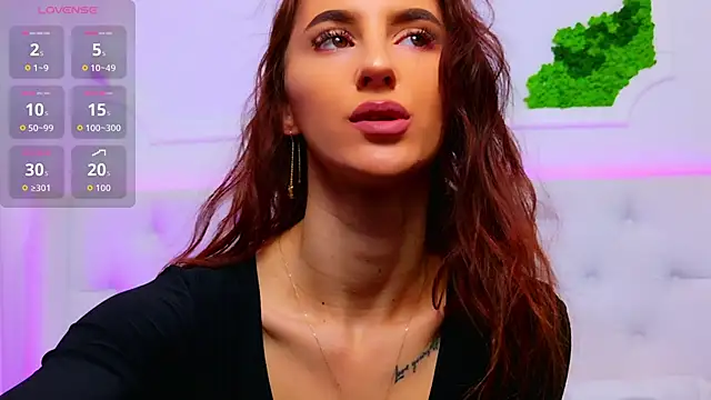 ElisaCharm online show from January 19, 3:32 am