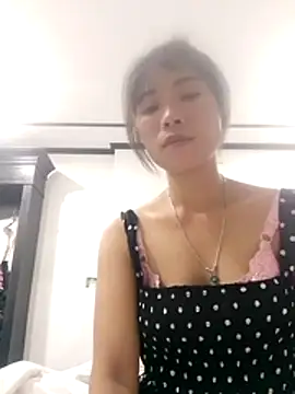 Snapshot of mekaka00 chatting on October 26, 1:55 pm mekaka00 online show from October 26, 1:55 pm