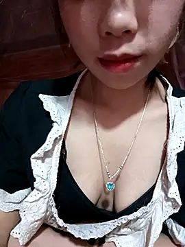 Snapshot of mekaka00 chatting on January 13, 4:33 pm mekaka00 online show from January 13, 4:33 pm