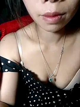 Snapshot of mekaka00 chatting on November 29, 2:17 pm mekaka00 online show from November 29, 2:17 pm