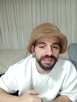 lazzzz09 online show from December 16, 8:46 pm