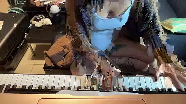 Snapshot of tw_tansan chatting on October 28, 12:15 pm tw tansan online show from October 28, 12:15 pm