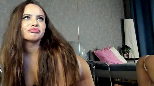 Snapshot of KarinaSparks chatting on November 24, 8:53 pm KarinaSparks online show from November 24, 8:53 pm