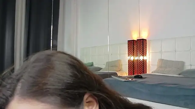 Snapshot of KarinaSparks chatting on November 6, 8:35 pm KarinaSparks online show from November 6, 8:35 pm