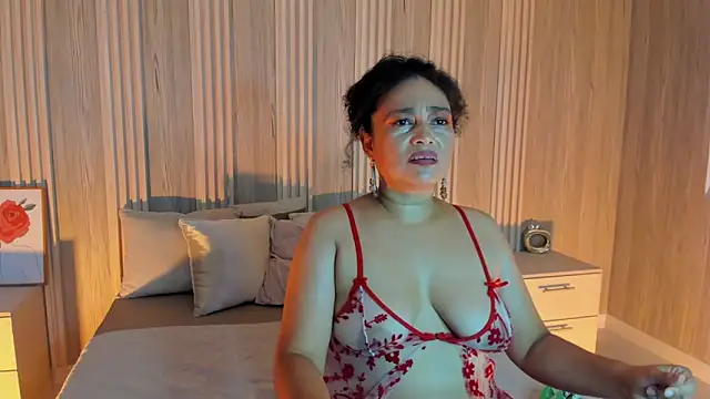 Bianca Millf online show from March 2, 5:08 am