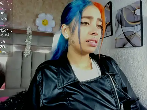 Snapshot of Cristall_ravven chatting on November 30, 9:59 pm Cristall ravven online show from November 30, 9:59 pm