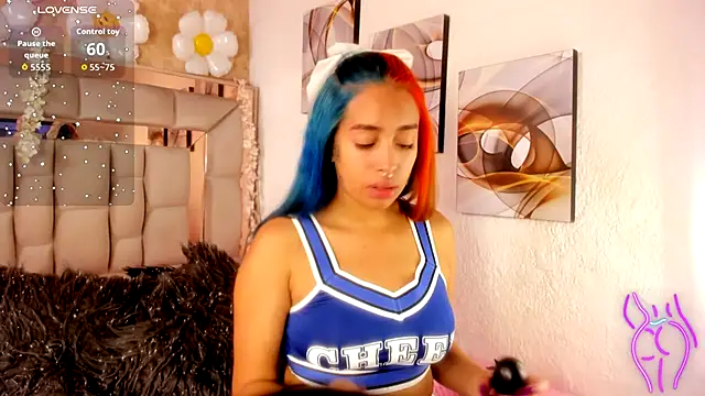 Snapshot of Cristall_ravven chatting on October 30, 2:47 pm Cristall ravven online show from October 30, 2:47 pm