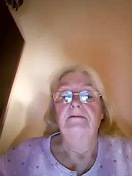 AmyLove353 online show from February 23, 8:31 pm