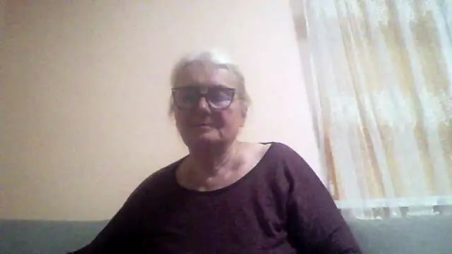 AmyLove353 online show from June 14, 7:59 pm