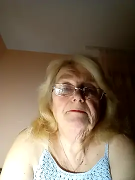 AmyLove353 online show from November 13, 9:08 pm