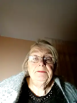 AmyLove353 online show from November 11, 9:20 pm