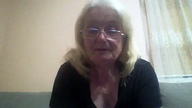 AmyLove353 online show from June 30, 8:53 pm