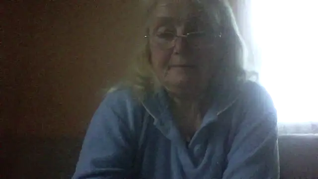 AmyLove353 online show from April 30, 3:35 am