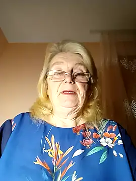 AmyLove353 online show from November 19, 8:42 pm