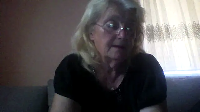 AmyLove353 online show from July 2, 2:56 am