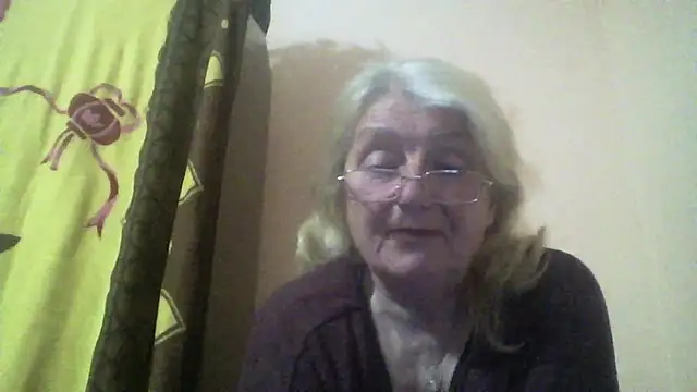 AmyLove353 online show from March 26, 9:46 pm