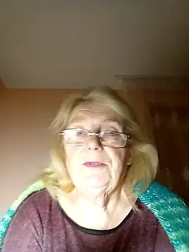 AmyLove353 online show from November 6, 4:05 am