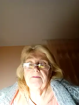 AmyLove353 online show from November 8, 9:07 pm