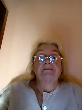 AmyLove353 online show from February 5, 8:59 pm