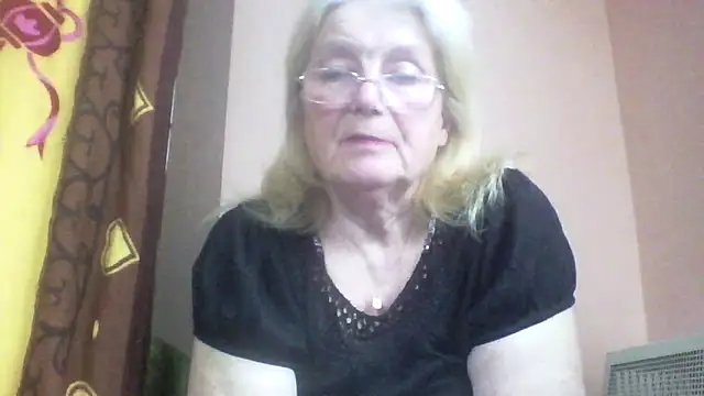 AmyLove353 online show from March 31, 12:40 pm