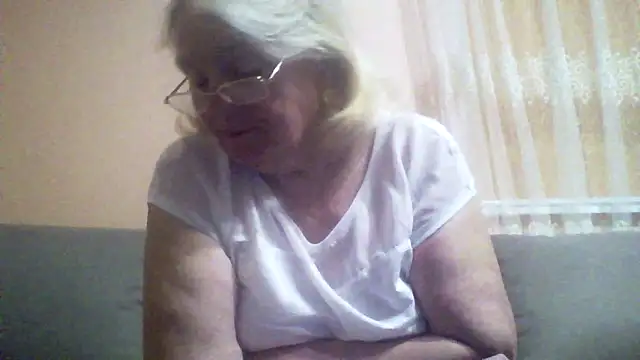 AmyLove353 online show from April 30, 8:38 pm