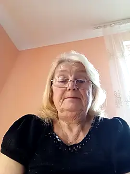 AmyLove353 online show from November 17, 11:36 am