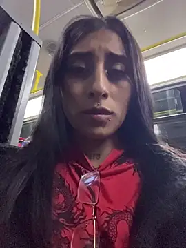 Violeet-Smith online show from October 29, 2:10 am