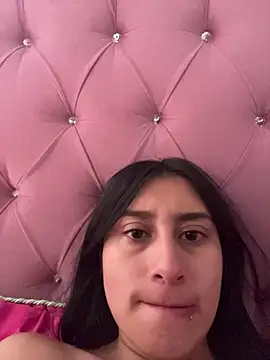 Violeet-Smith online show from February 19, 1:41 pm