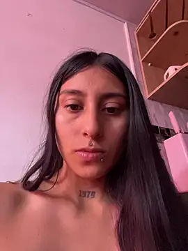 Violeet-Smith online show from November 29, 6:41 pm