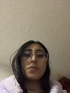 Violeet-Smith online show from February 25, 3:51 am