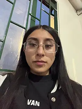 Violeet-Smith online show from November 23, 10:53 pm