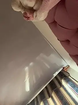 Violeet-Smith online show from February 23, 1:12 pm