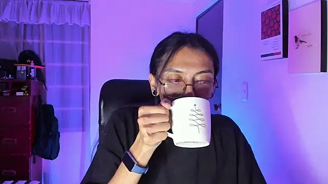  Astrea  online show from February 18, 1:14 am