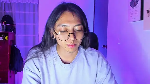  Astrea  online show from April 10, 1:12 am