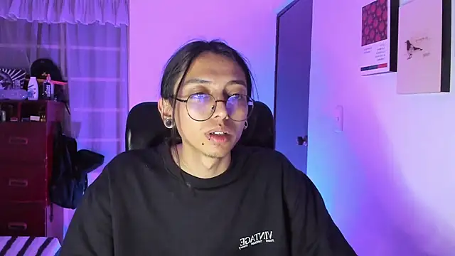  Astrea  online show from February 15, 3:18 am