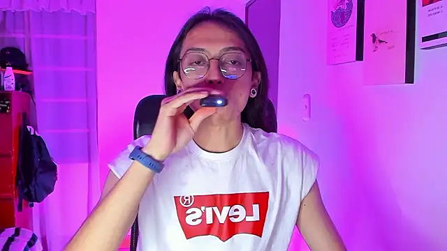  Astrea  online show from March 7, 2:51 am