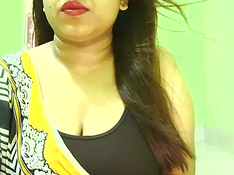 Snapshot of Safa_Pari chatting on October 23, 5:06 am Safa Pari online show from October 23, 5:06 am