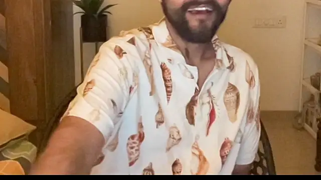 MakeMeAwareAah online show from December 21, 4:08 pm