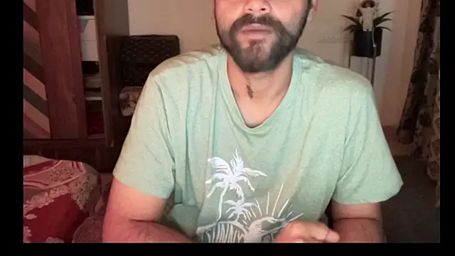 MakeMeAwareAah online show from January 9, 6:59 pm