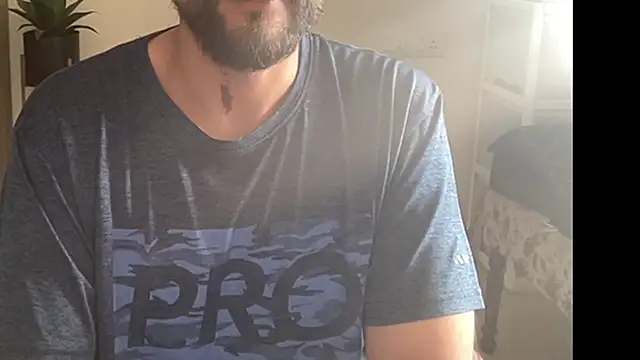 MakeMeAwareAah online show from December 14, 9:37 am