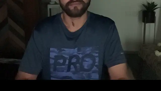 MakeMeAwareAah online show from November 28, 3:23 pm